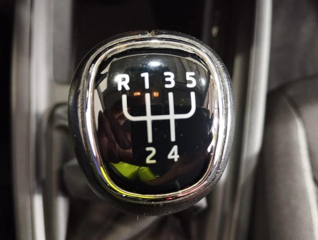 Skoda Kamiq 1.0 TSI Active 70 kW (95 CV) - 16