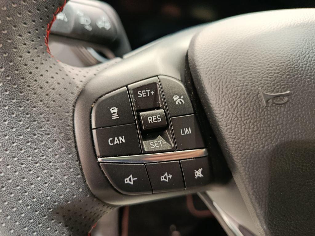 Ford Focus 1.0 Ecoboost MHEV ST-Line 114 kW (155 CV) - 9