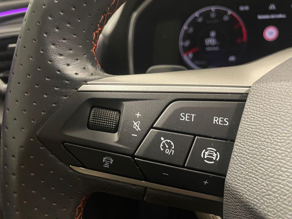 SEAT León ST 1.5 eTSI S&S FR Special Edition Vision DSG 110 kW (150 CV) - 9