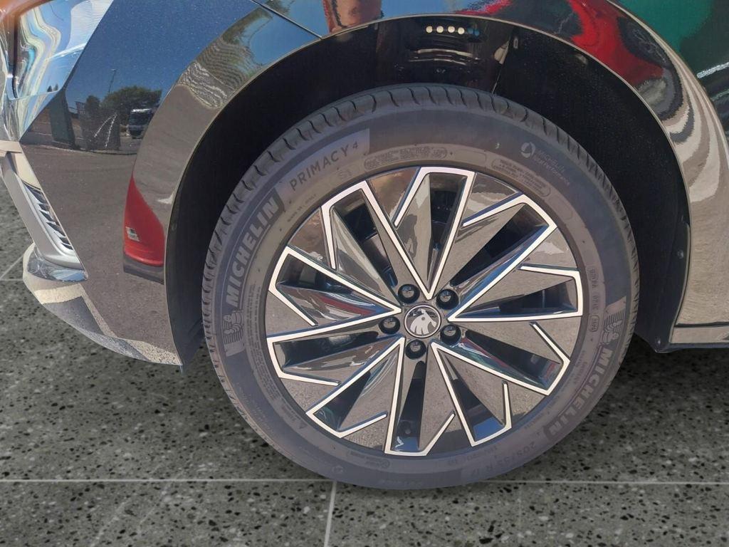 Skoda Kamiq 1.0 TSI Design 85 kW (115 CV) - 7