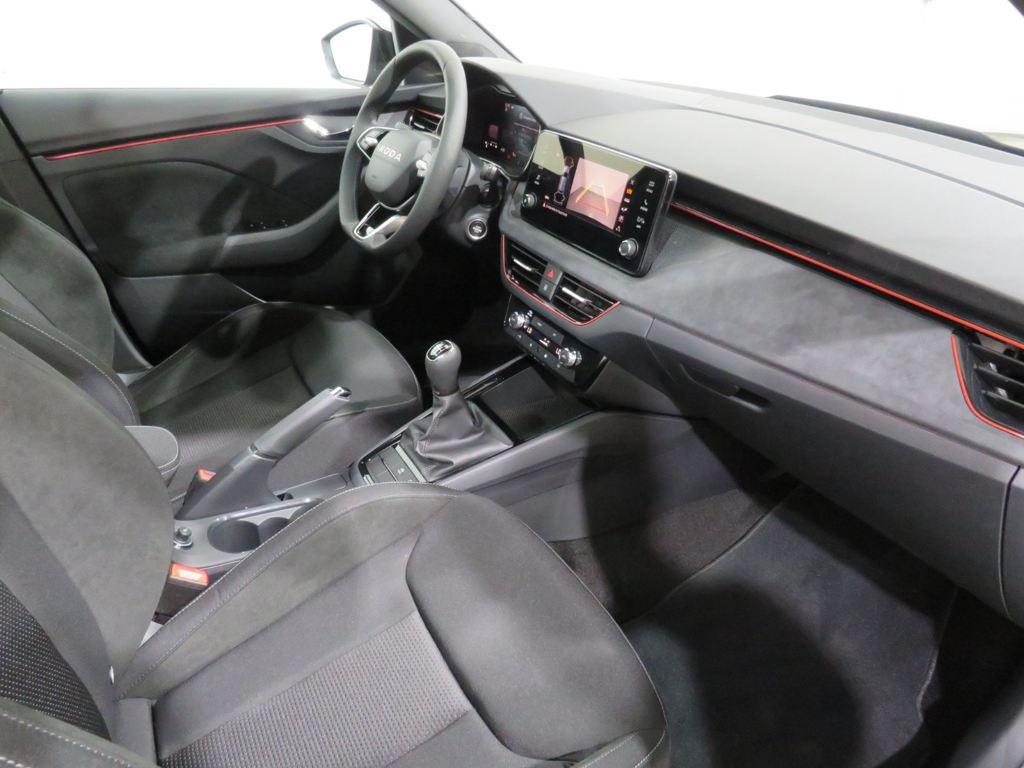 Skoda Kamiq 1.0 TSI Design 85 kW (115 CV) - 12