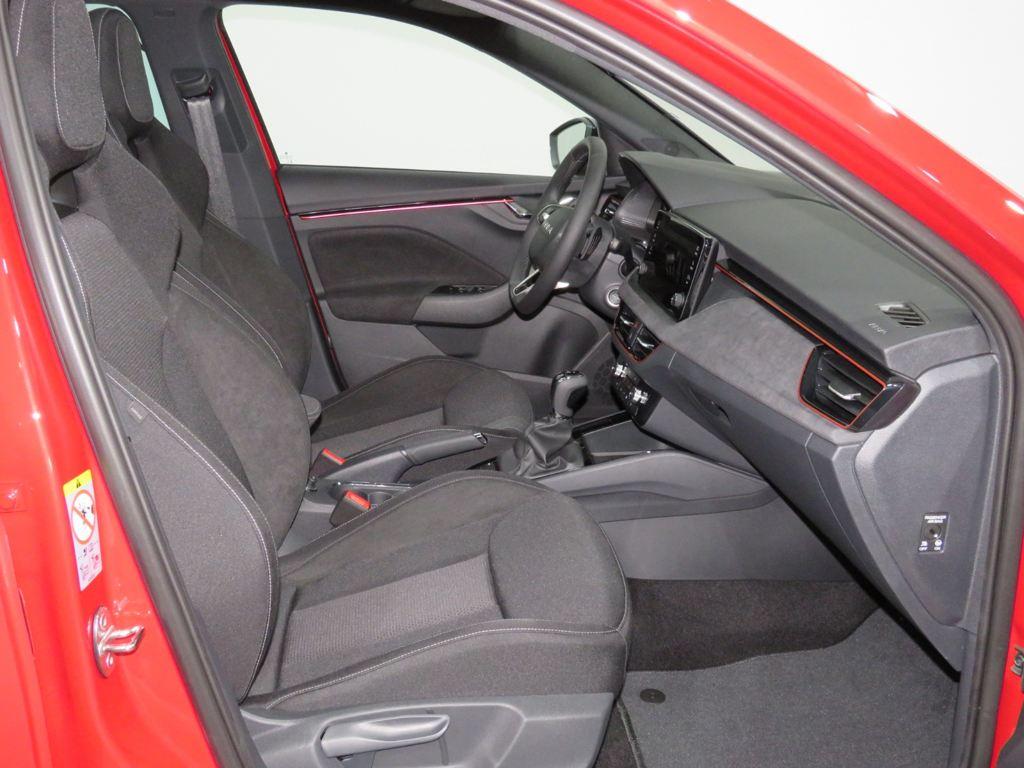 Skoda Kamiq 1.0 TSI Design DSG 85 kW (115 CV) - 4