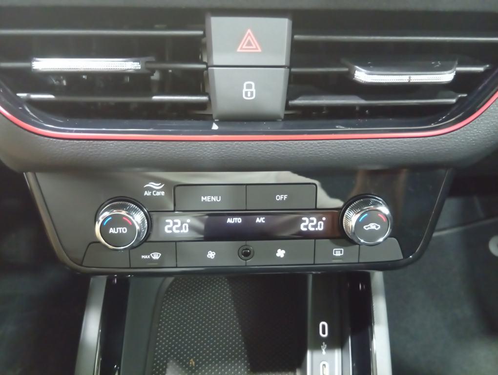 Skoda Kamiq 1.0 TSI Design DSG 85 kW (115 CV) - 10