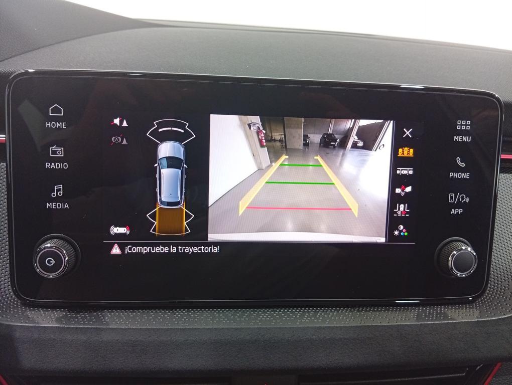 Skoda Kamiq 1.0 TSI Design DSG 85 kW (115 CV) - 11