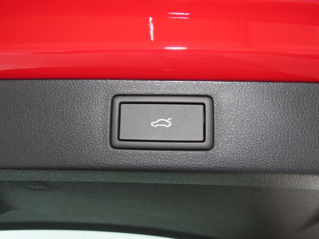 Skoda Kamiq 1.0 TSI Design DSG 85 kW (115 CV) - 17