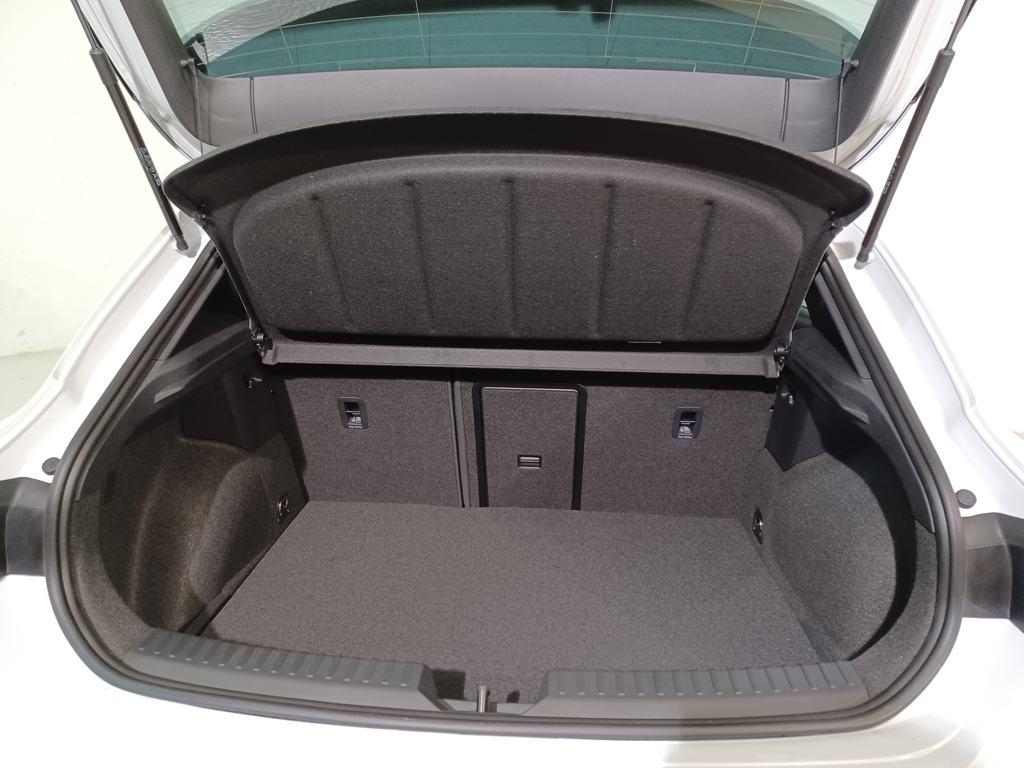 SEAT León 1.4 e-Hybrid S&S FR XL DSG 150 kW (204 CV) - 6