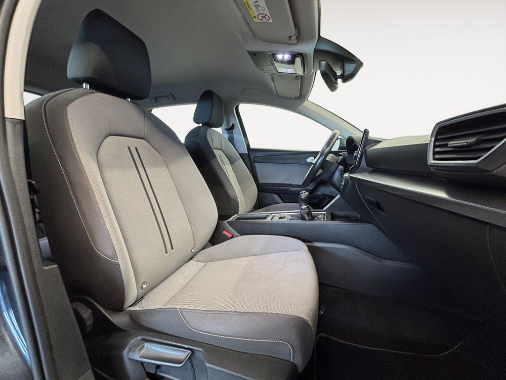 SEAT León 1.0 TSI S&S Style XL Vision 81 kW (110 CV) - 4