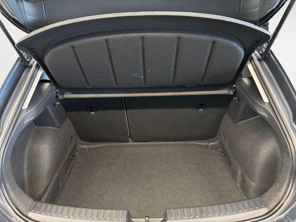 SEAT León 1.0 TSI S&S Style XL Vision 81 kW (110 CV) - 6