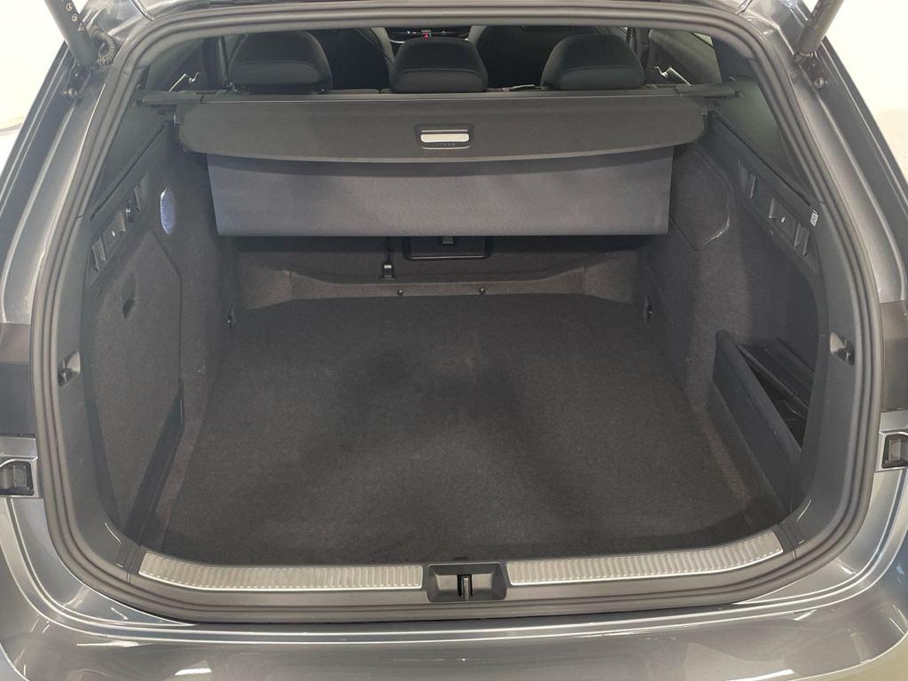 Skoda Superb Combi 1.5 TSI m-HEV Sportline DSG 110 kW (150 CV) - 6