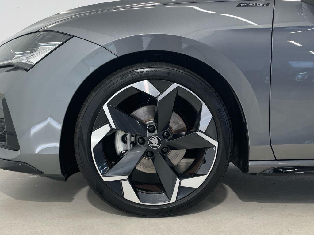 Skoda Superb Combi 1.5 TSI m-HEV Sportline DSG 110 kW (150 CV) - 7