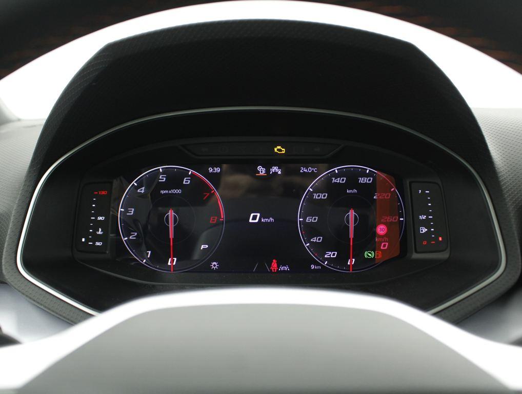 SEAT Arona 1.0 TSI FR Special Edition DSG 85 kW (115 CV) - 8