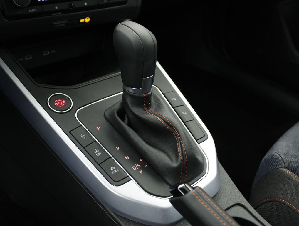 SEAT Arona 1.0 TSI FR Special Edition DSG 85 kW (115 CV) - 9