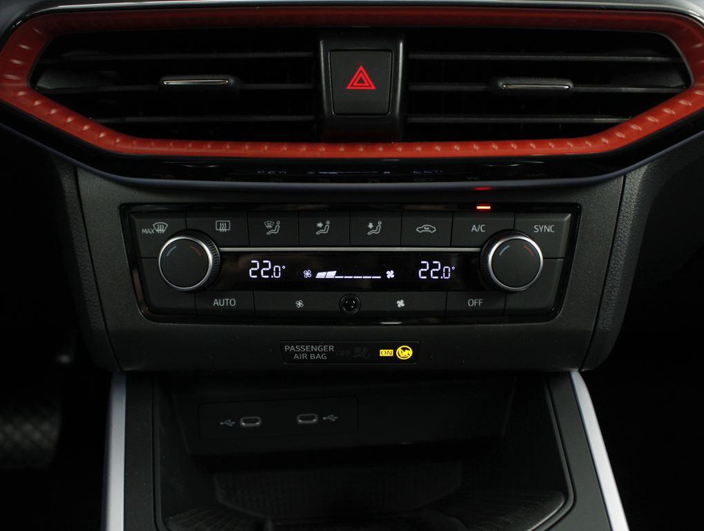 SEAT Arona 1.0 TSI FR Special Edition DSG 85 kW (115 CV) - 10