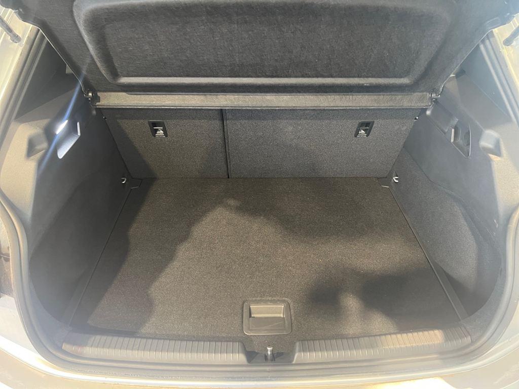 CUPRA Born 59kWh E-Boost Pack 170 kW (231 CV) - 6