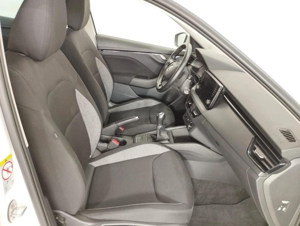Skoda Kamiq 1.0 TSI Active 70 kW (95 CV) - 4