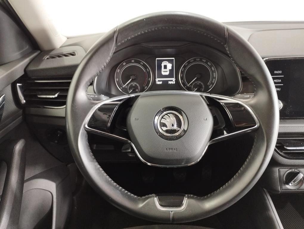 Skoda Kamiq 1.0 TSI Active 70 kW (95 CV) - 10