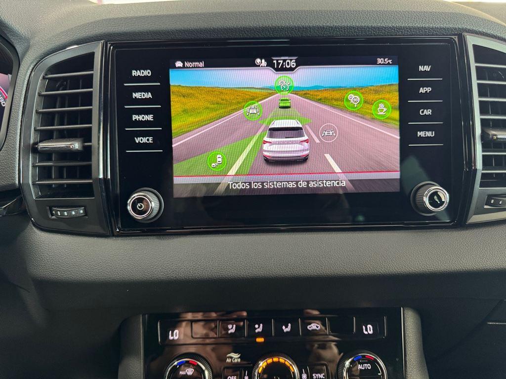 Skoda Karoq 1.5 TSI ACT Sportline DSG 110 kW (150 CV) - 10