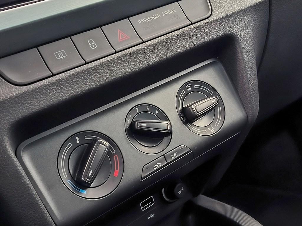 Skoda Fabia 1.0 MPI Ambition 44 kW (60 CV) - 13