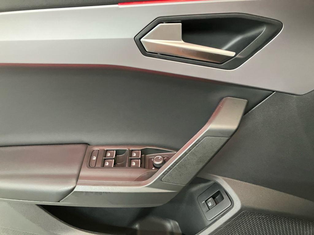 SEAT León ST 1.5 TSI e-Hybrid FR XM DSG 150 kW (204 CV) - 12