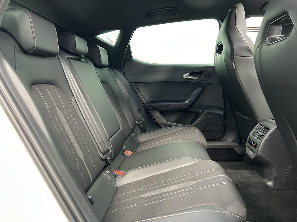 CUPRA León 2.0 TSI DSG 221 kW (300 CV) - 5