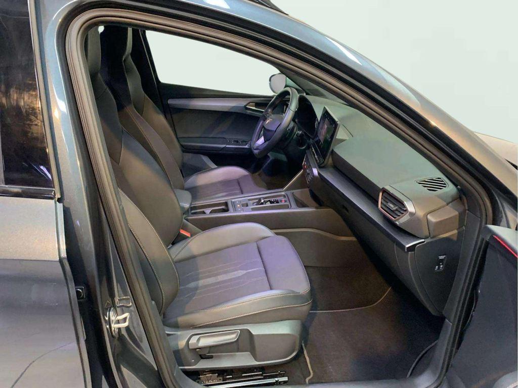 CUPRA Leon Sportstourer 2.0 TSI VZ DSG 221 kW (300 CV) - 4