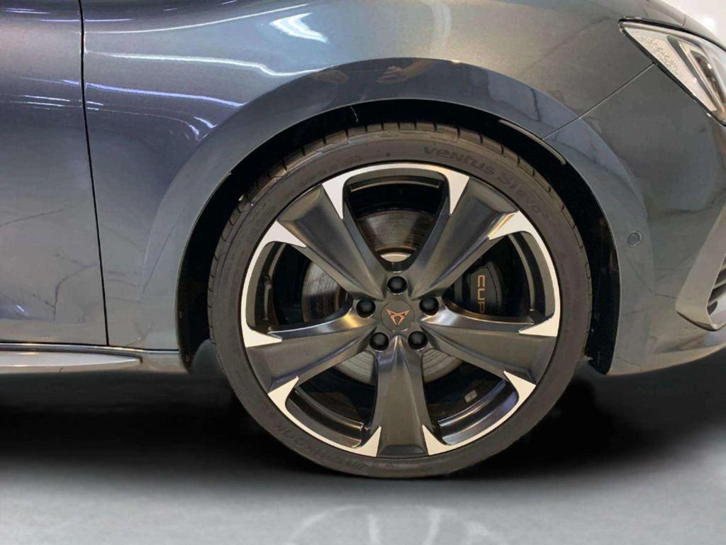 CUPRA Leon Sportstourer 2.0 TSI VZ DSG 221 kW (300 CV) - 7