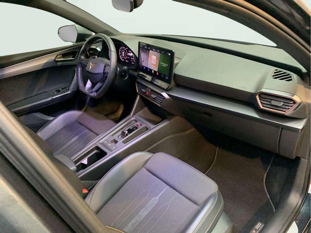 CUPRA Leon Sportstourer 2.0 TSI VZ DSG 221 kW (300 CV) - 12