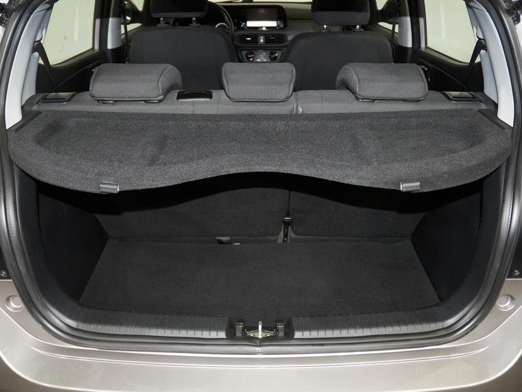 Hyundai i10 1.0 Klass 49 kW (67 CV) - 6