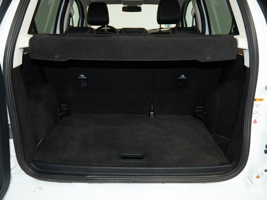 Ford EcoSport 1.0T EcoBoost S&S ST Line 92 kW (125 CV) - 6