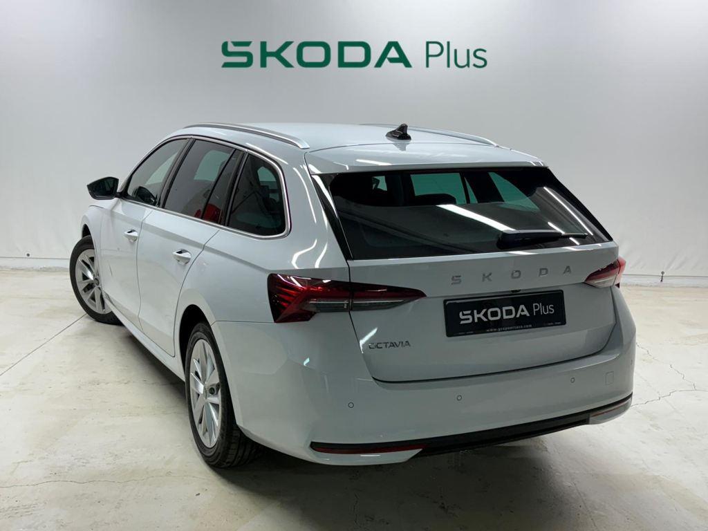 Skoda Octavia Combi 1.5 TSI m-HEV Selection DSG 110 kW (150 CV) - 1