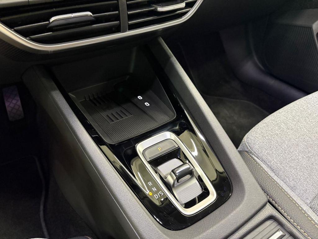 Skoda Octavia Combi 1.5 TSI m-HEV Selection DSG 110 kW (150 CV) - 11