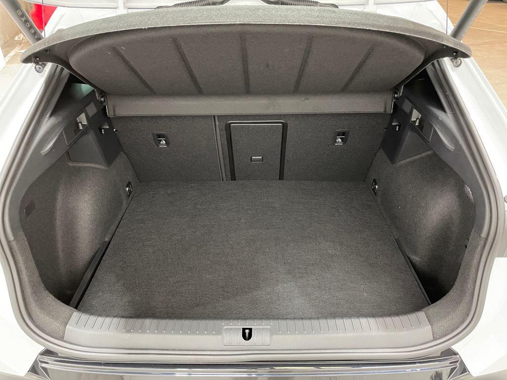 CUPRA Formentor 1.5 TSI e-Hybrid DSG 150 kW (204 CV) - 6