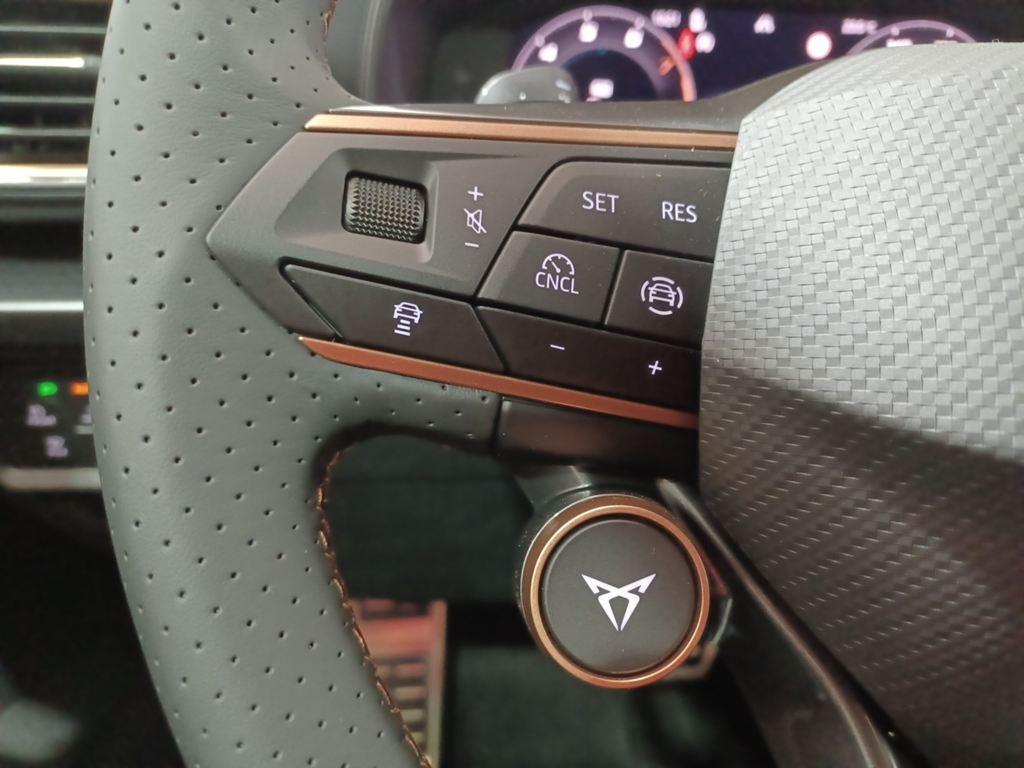 CUPRA León 1.5 TSI e-Hybrid 150 kW (204 CV) DSG - 8