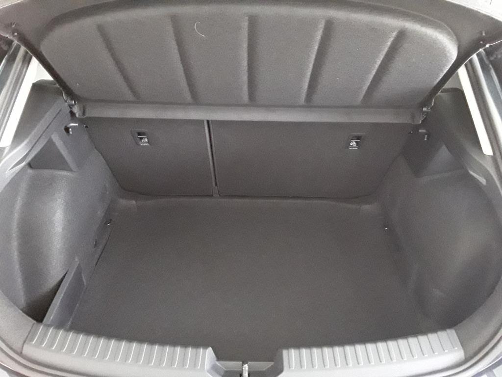 SEAT León 1.0 TSI S&S Style XS 81 kW (110 CV) - 6