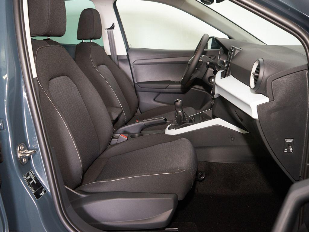 SEAT Arona 1.0 TSI Style XM 70 kW (95 CV) - 4