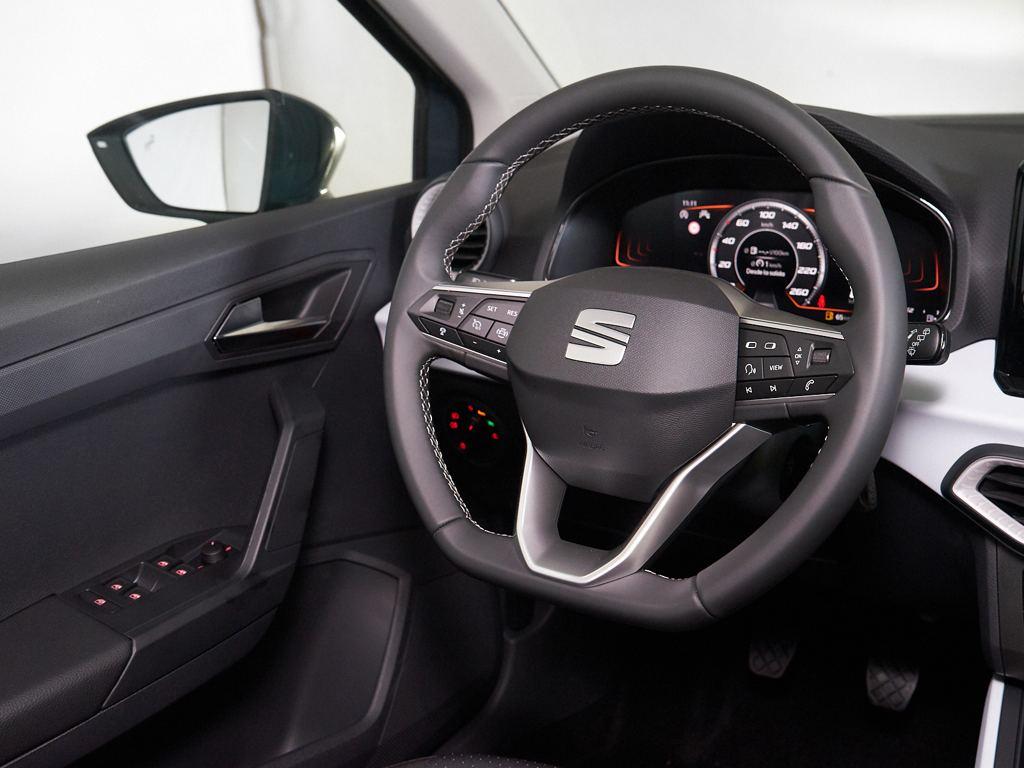 SEAT Arona 1.0 TSI Style XM 70 kW (95 CV) - 10