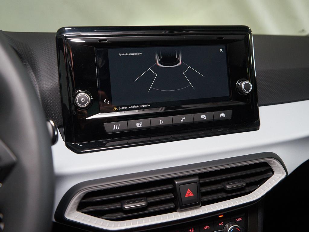 SEAT Arona 1.0 TSI Style XM 70 kW (95 CV) - 13