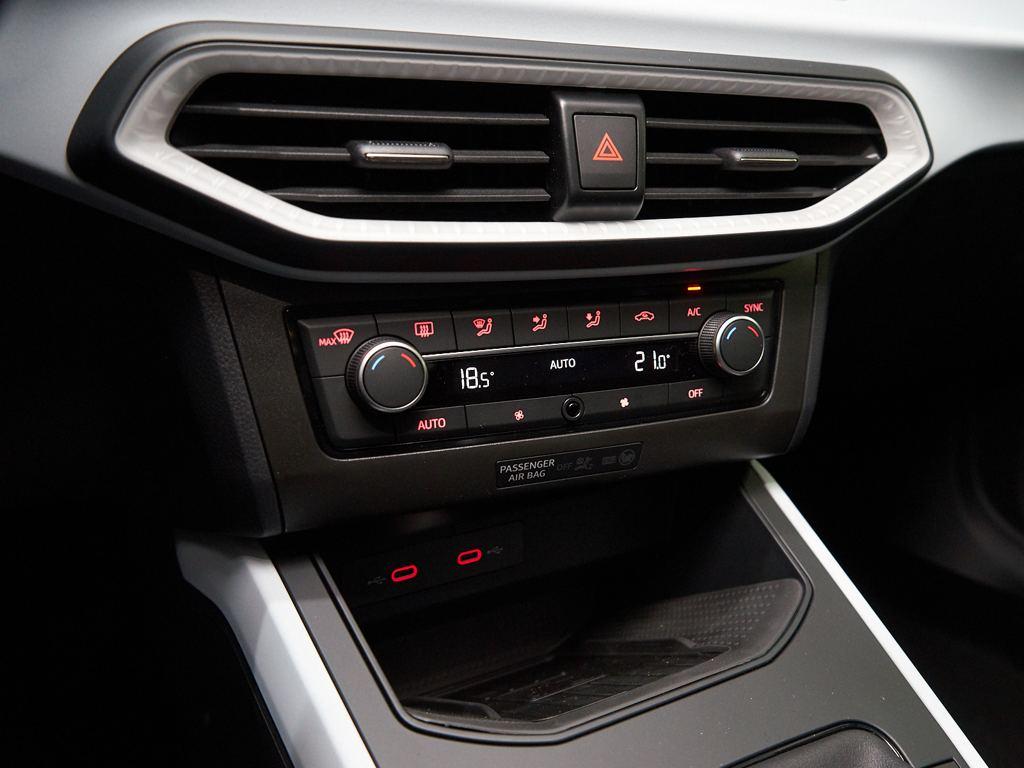 SEAT Arona 1.0 TSI Style XM 70 kW (95 CV) - 15