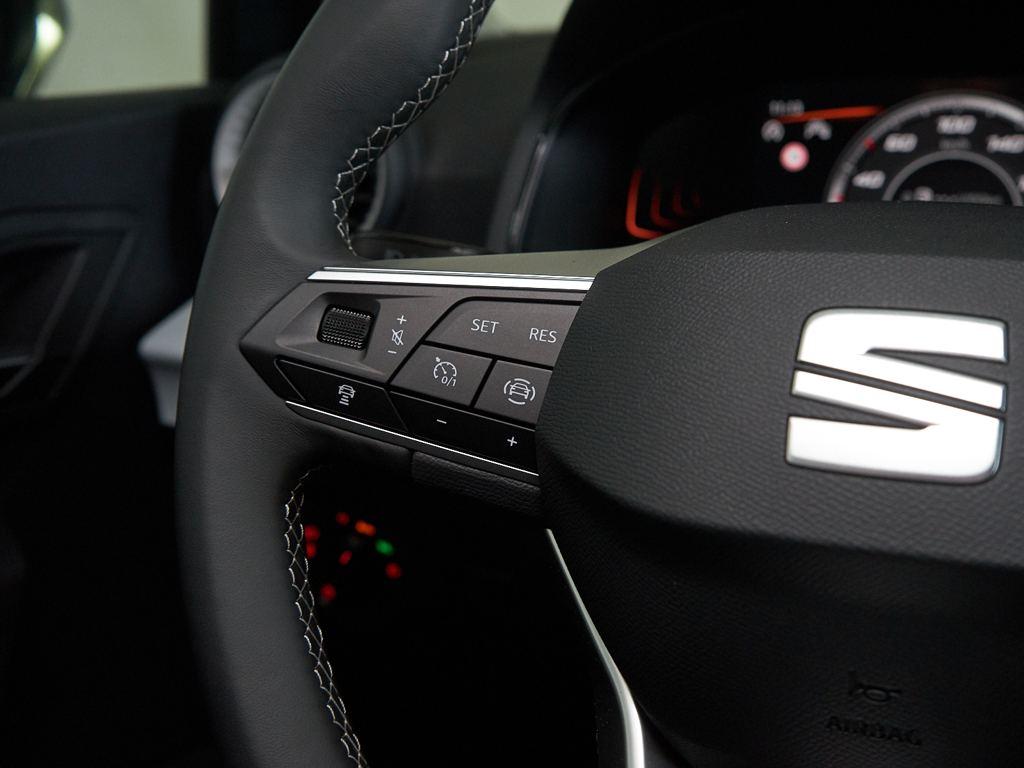 SEAT Arona 1.0 TSI Style XM 70 kW (95 CV) - 16