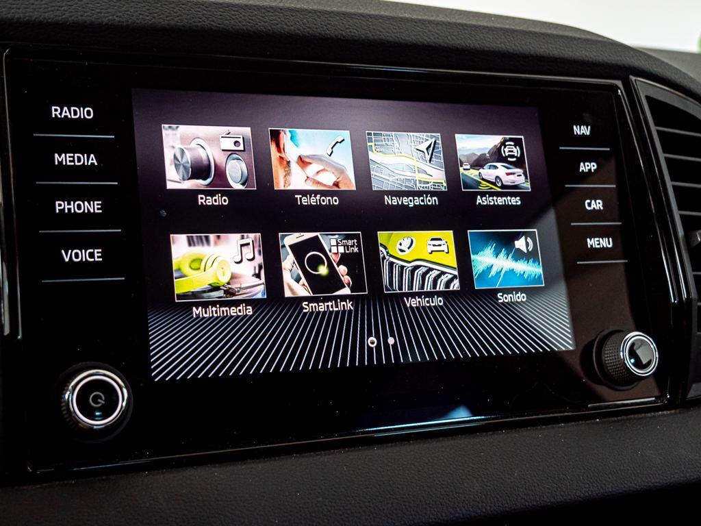 Skoda Karoq 1.5 TSI ACT Selection DSG 110 kW (150 CV) - 13