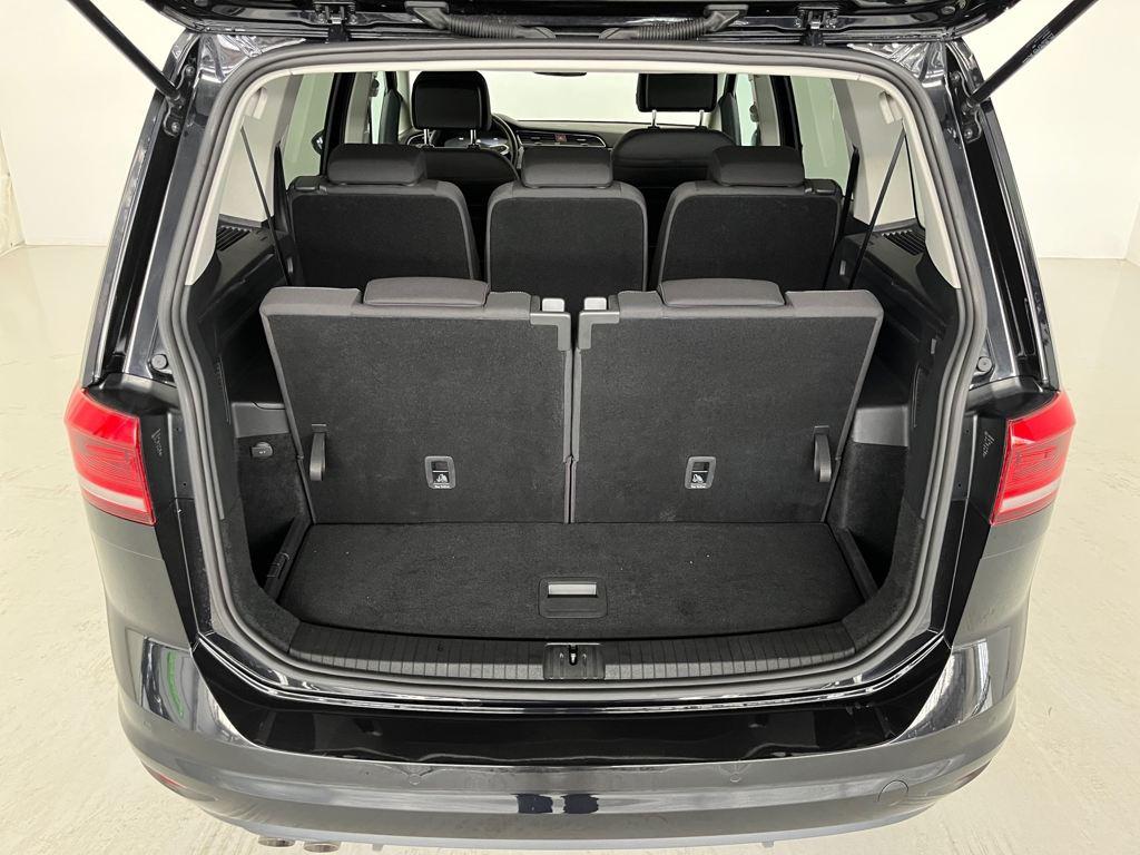 Volkswagen Touran Advance 2.0 TDI 110 kW (150 CV) DSG - 6