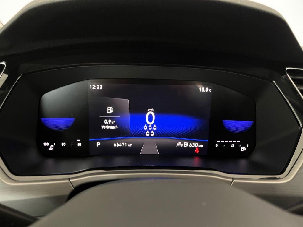 Volkswagen Touran Advance 2.0 TDI 110 kW (150 CV) DSG - 14