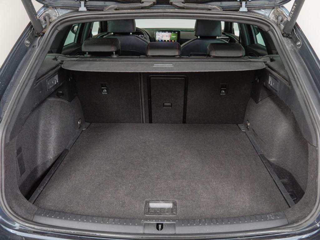 SEAT León ST 1.5 eTSI S&S FR Go L DSG 110 kW (150 CV) - 6