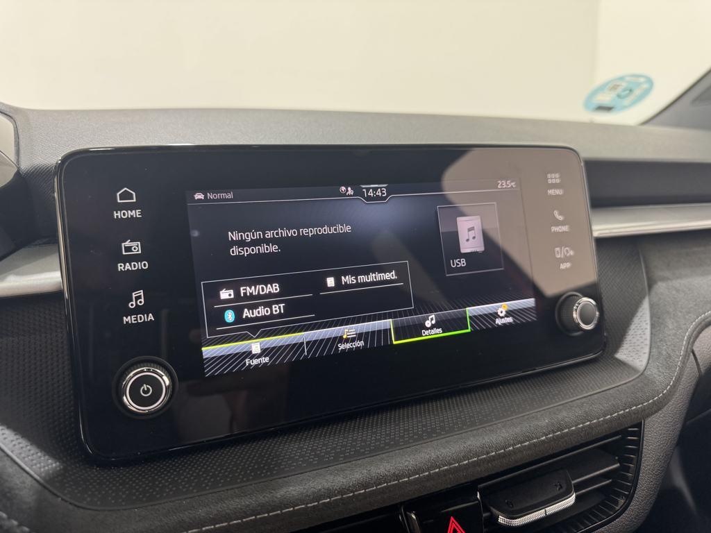 Skoda Fabia 1.0 TSI Design 85 KW (115 CV) - 13