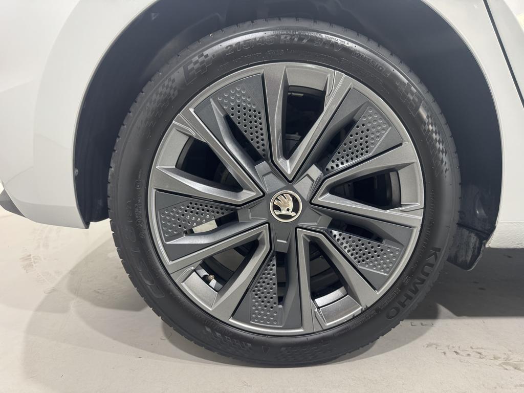 Skoda Fabia 1.0 TSI Design DSG 85 KW (115 CV) - 7