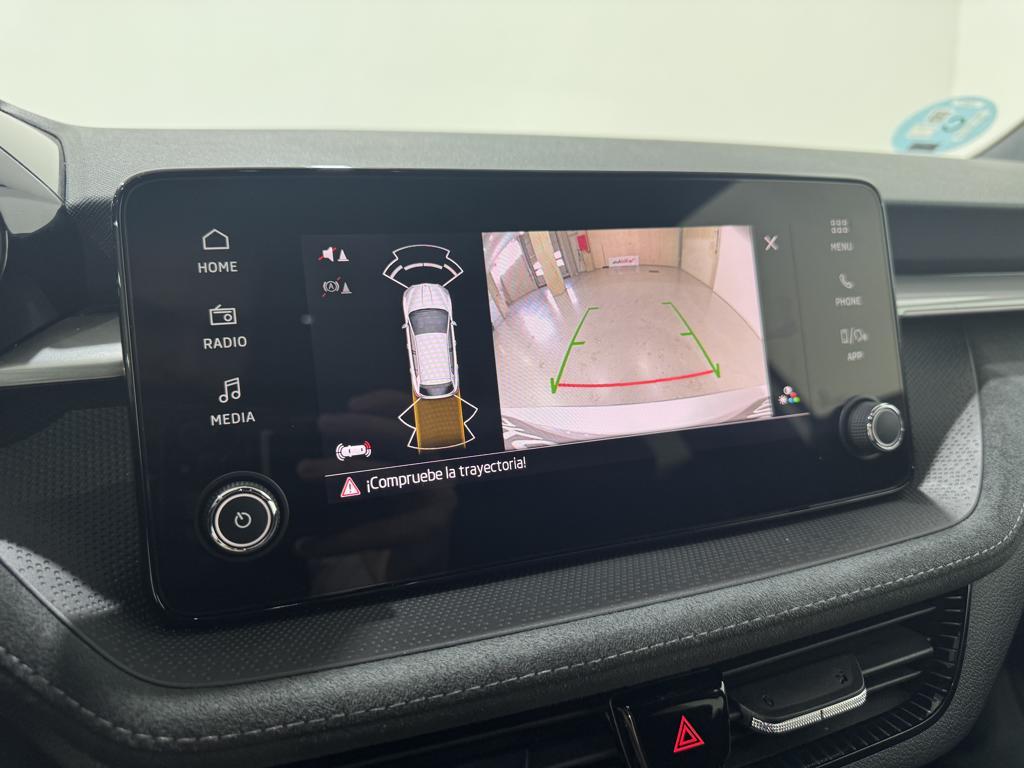 Skoda Fabia 1.0 TSI Design DSG 85 KW (115 CV) - 13