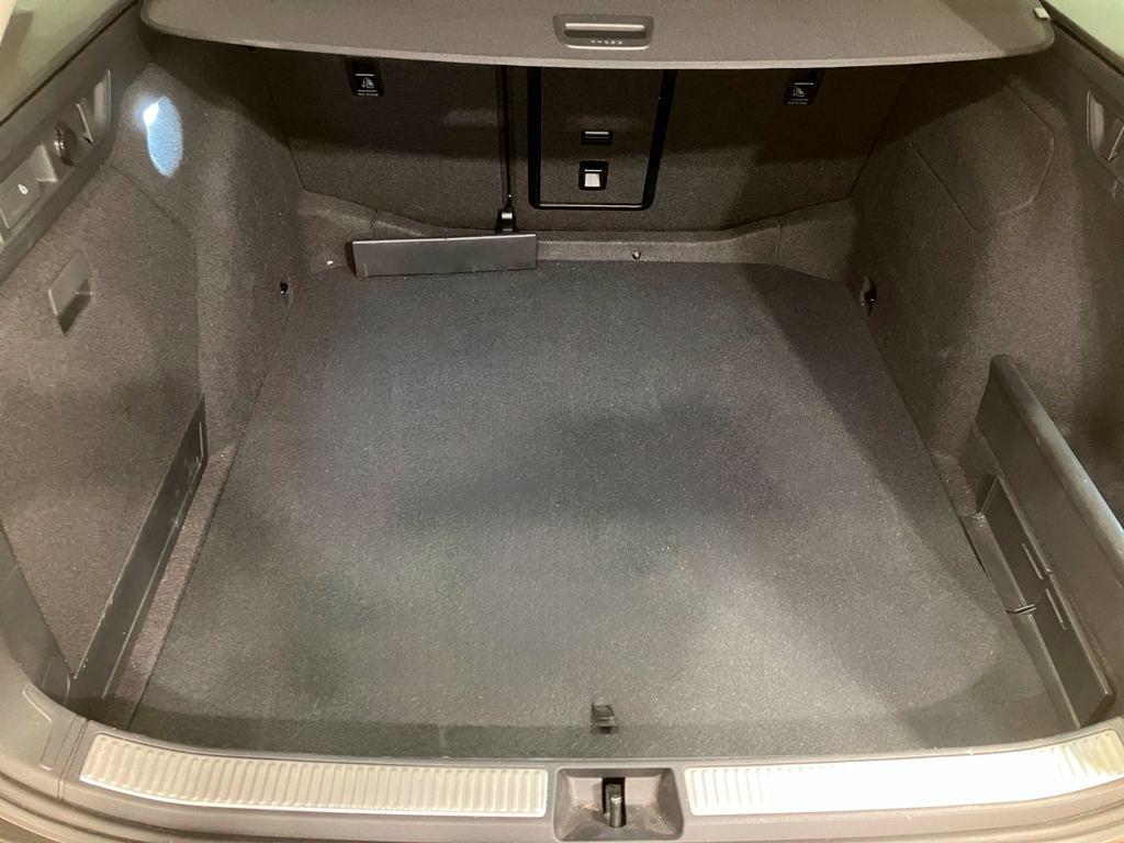 Skoda Superb Combi 1.5 TSI m-HEV Selection DSG 110 kW (150 CV) - 6