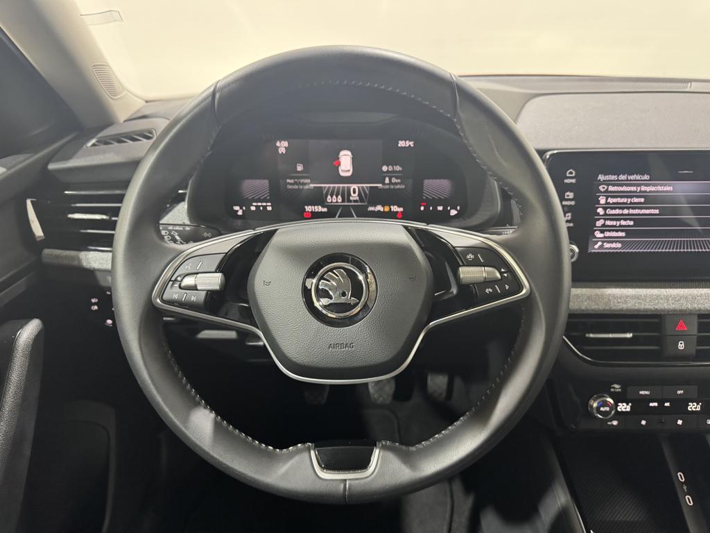 Skoda Kamiq 1.0 TSI Selection 70 kW (95 CV) - 8