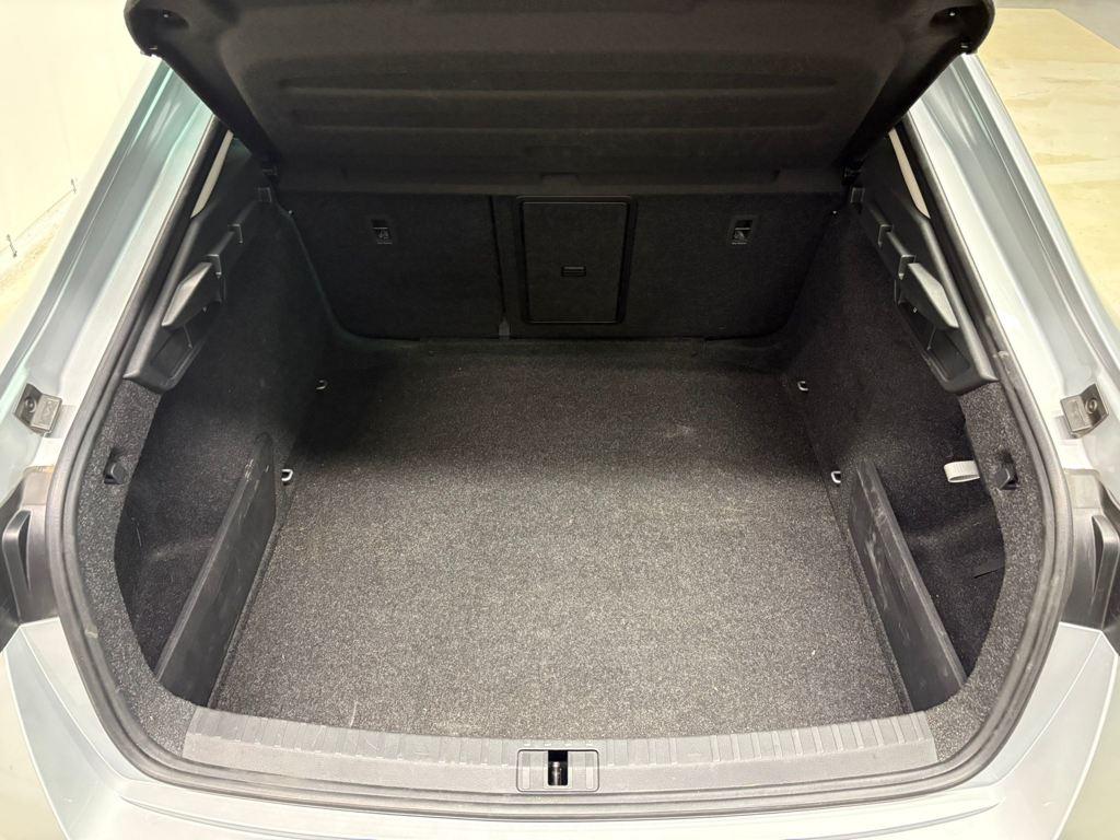 Skoda Octavia 1.5 TSI m-HEV Design DSG 110 kW (150 CV) - 6