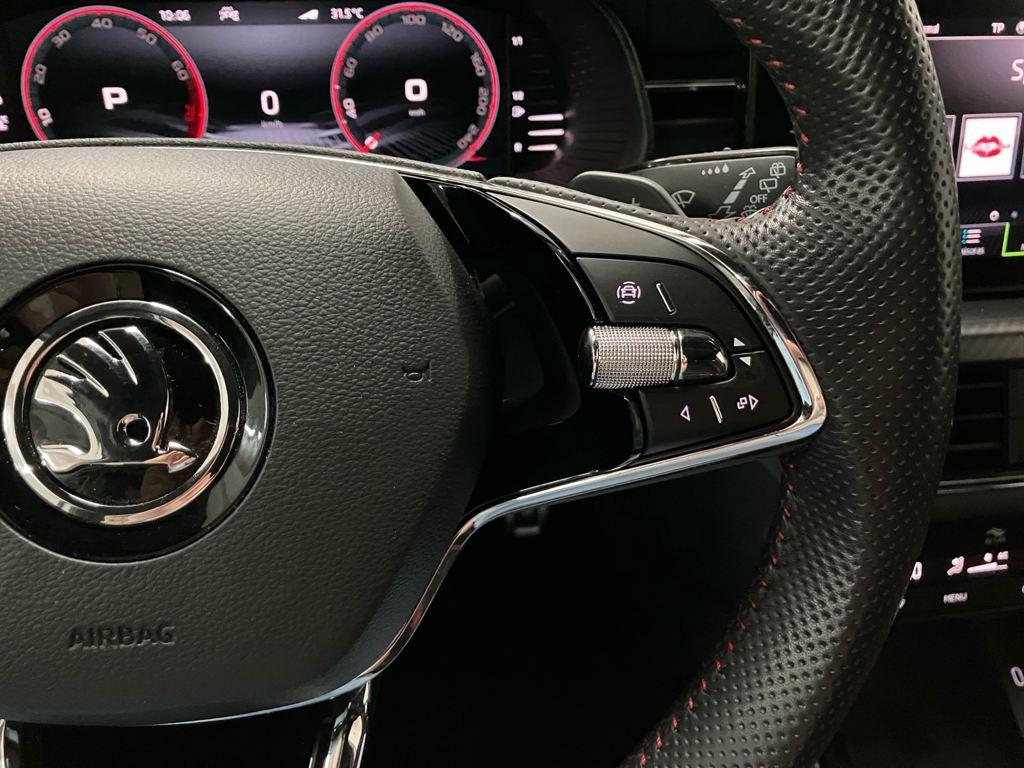 Skoda Kamiq 1.0 TSI Montecarlo DSG 81 kW (110 CV) - 9